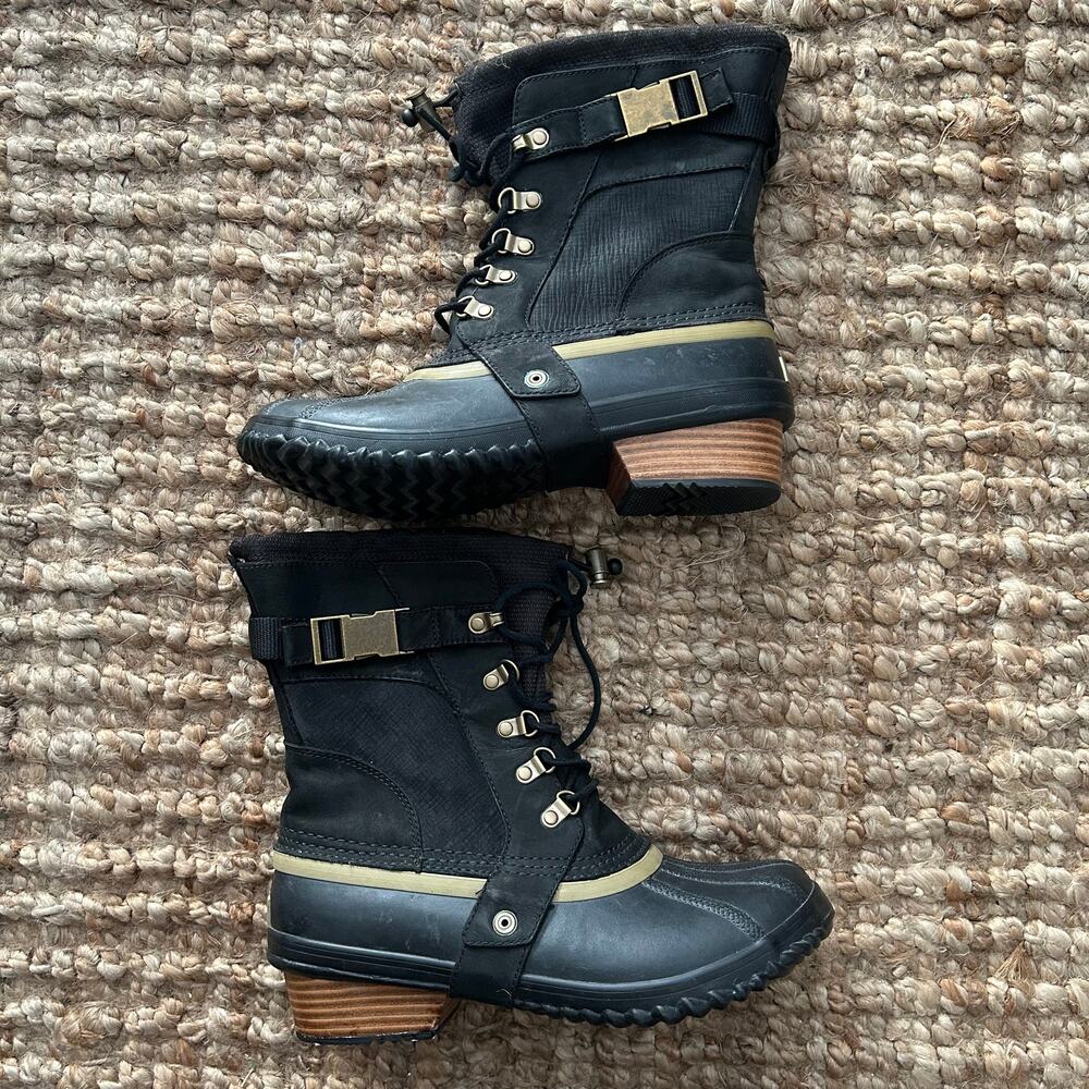 Sorel Conquest Carly Short Boots Women 10 Black Waterproof Leather Winter